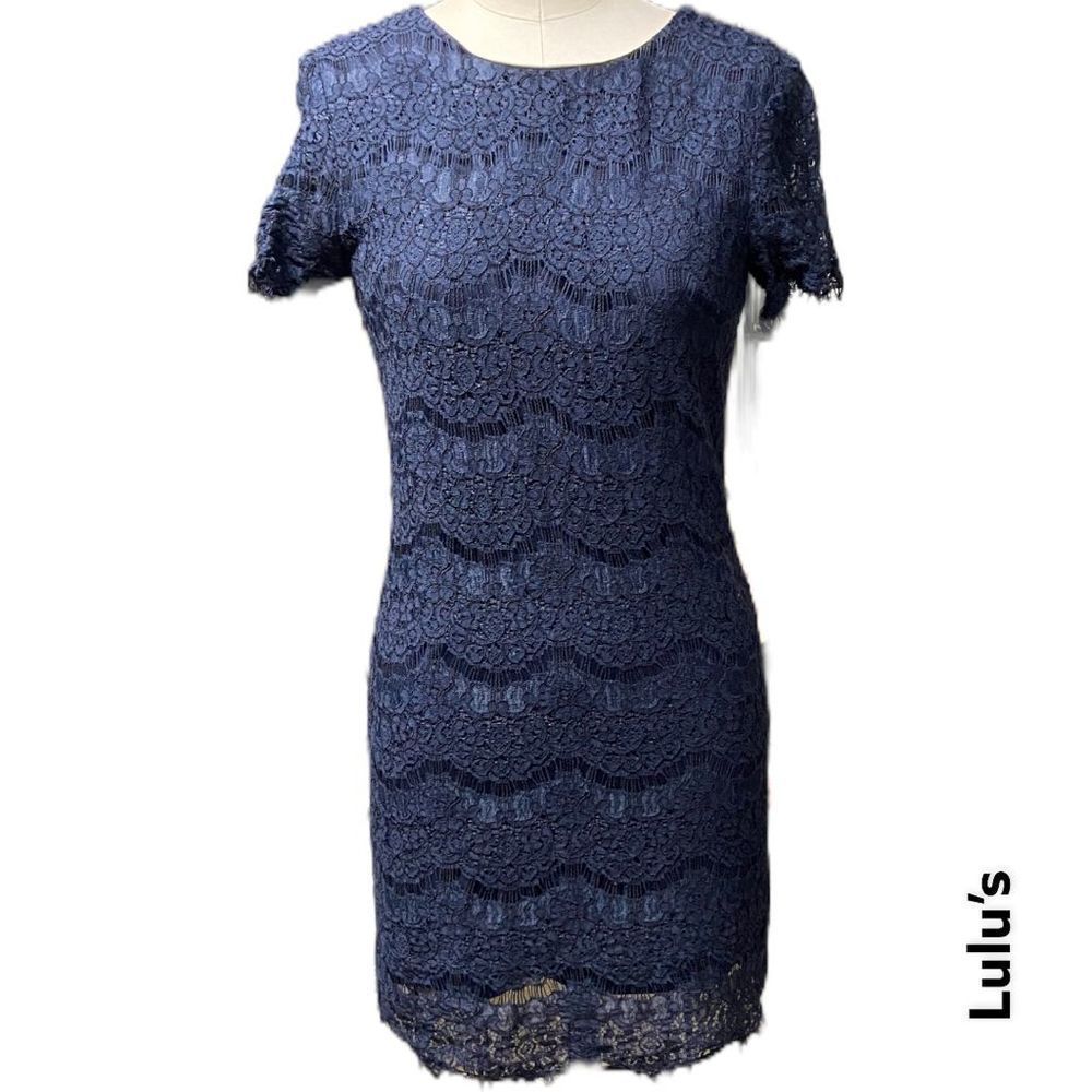 LULU’S ‘Take Me to Brunch’ eyelash lace short sleeve navy mini dress  + size XS